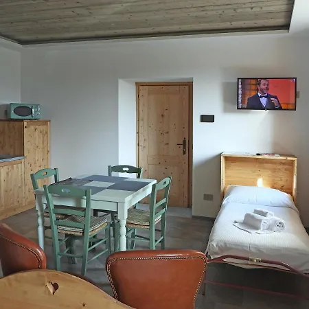 Scalotta - Private Garden With Jacuzzi And Appartement Dervio