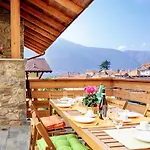 Scalotta - Private Garden With Jacuzzi And Dervio