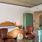 Apartment Scalotta - Private Garden With Jacuzzi And Dervio