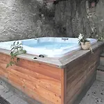 Scalotta - Private Garden With Jacuzzi And Appartamento *