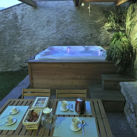 Scalotta - Private Garden With Jacuzzi And Lägenhet Dervio