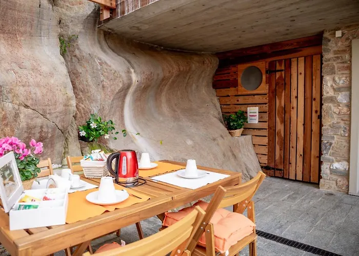 Scalotta - Private Garden With Jacuzzi And Апартаменты Дервио