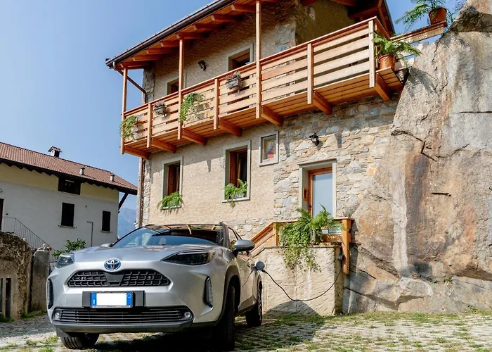 Scalotta - Private Garden With Jacuzzi And Дервио