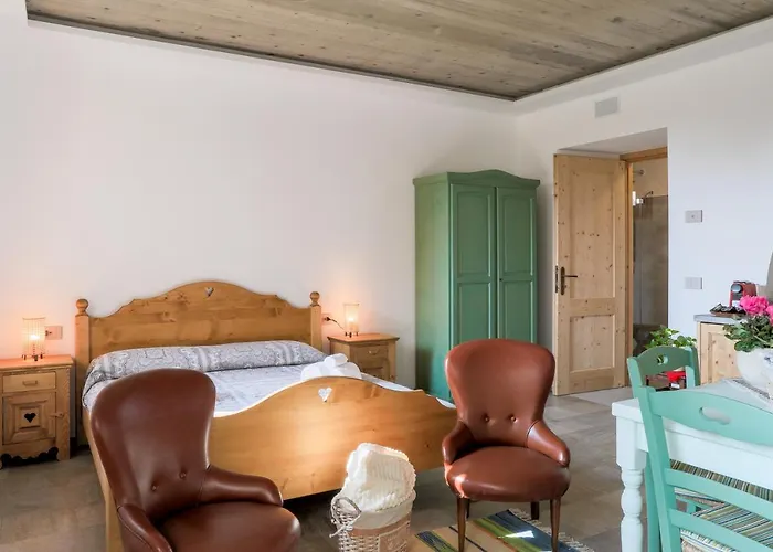 Апартаменты Scalotta - Private Garden With Jacuzzi And Дервио